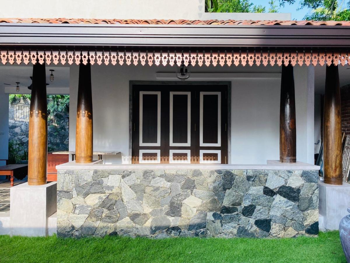 Thaprobana Villa Tangalle - Private Villa エクステリア 写真