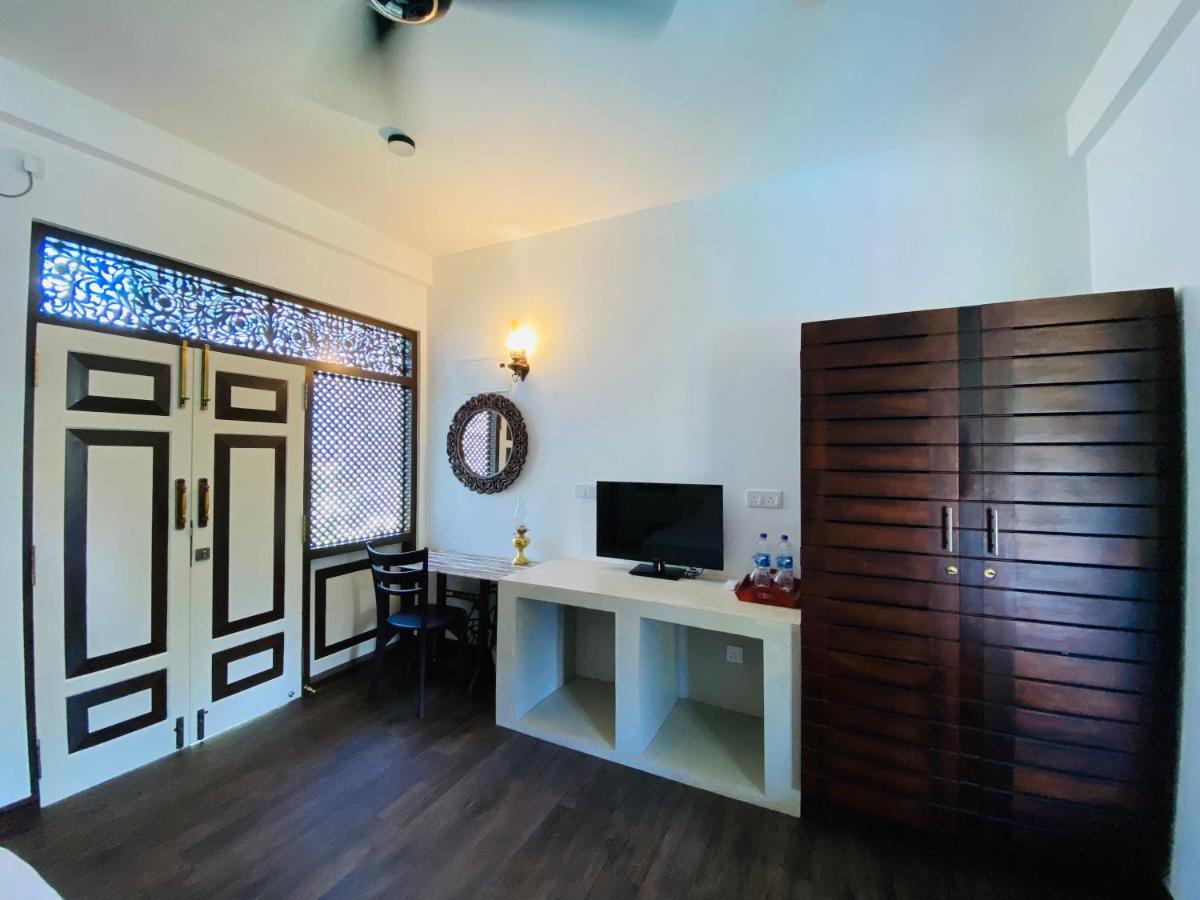 Thaprobana Villa Tangalle - Private Villa エクステリア 写真