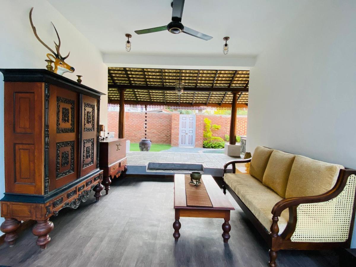 Thaprobana Villa Tangalle - Private Villa エクステリア 写真