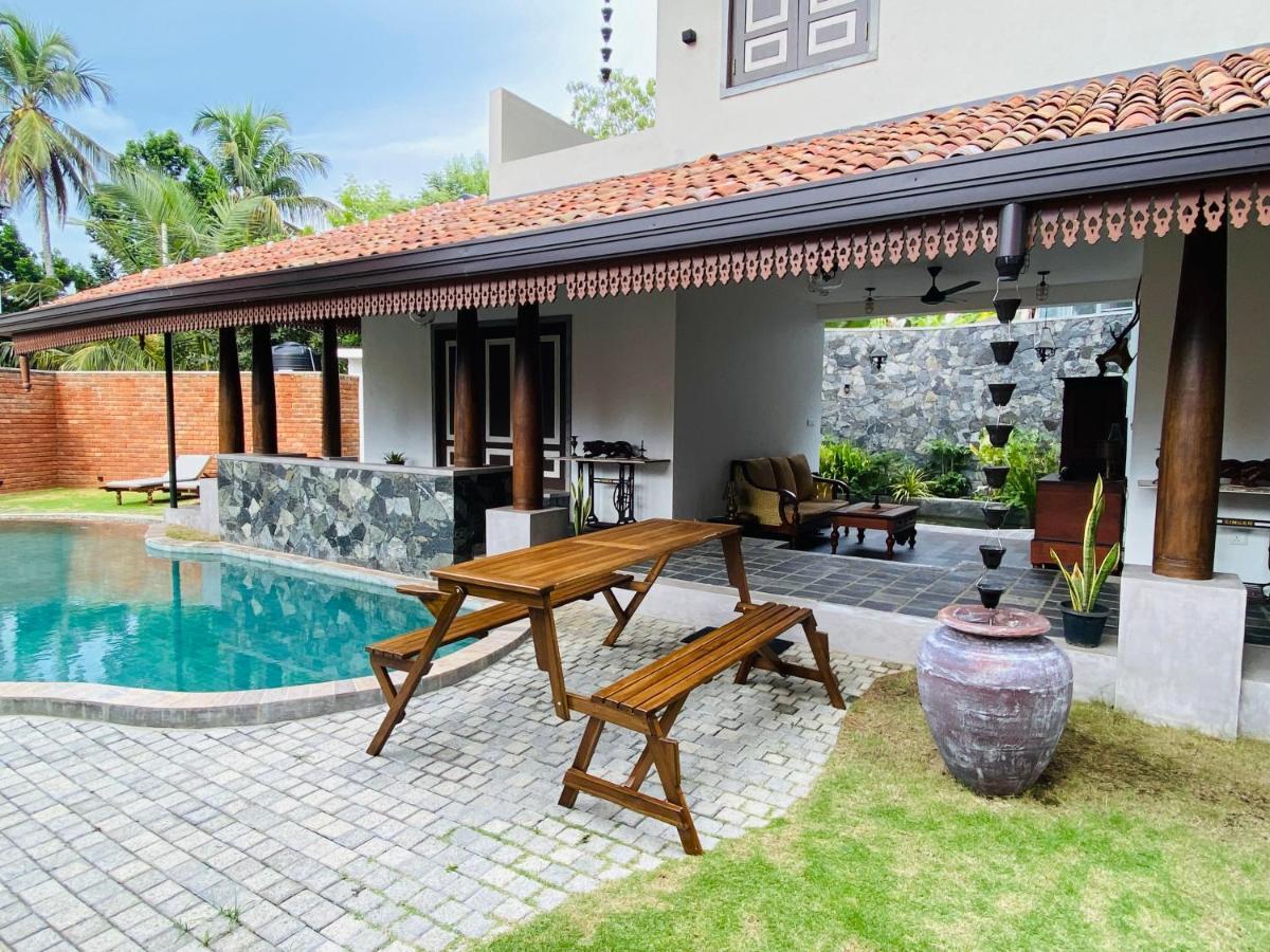 Thaprobana Villa Tangalle - Private Villa エクステリア 写真