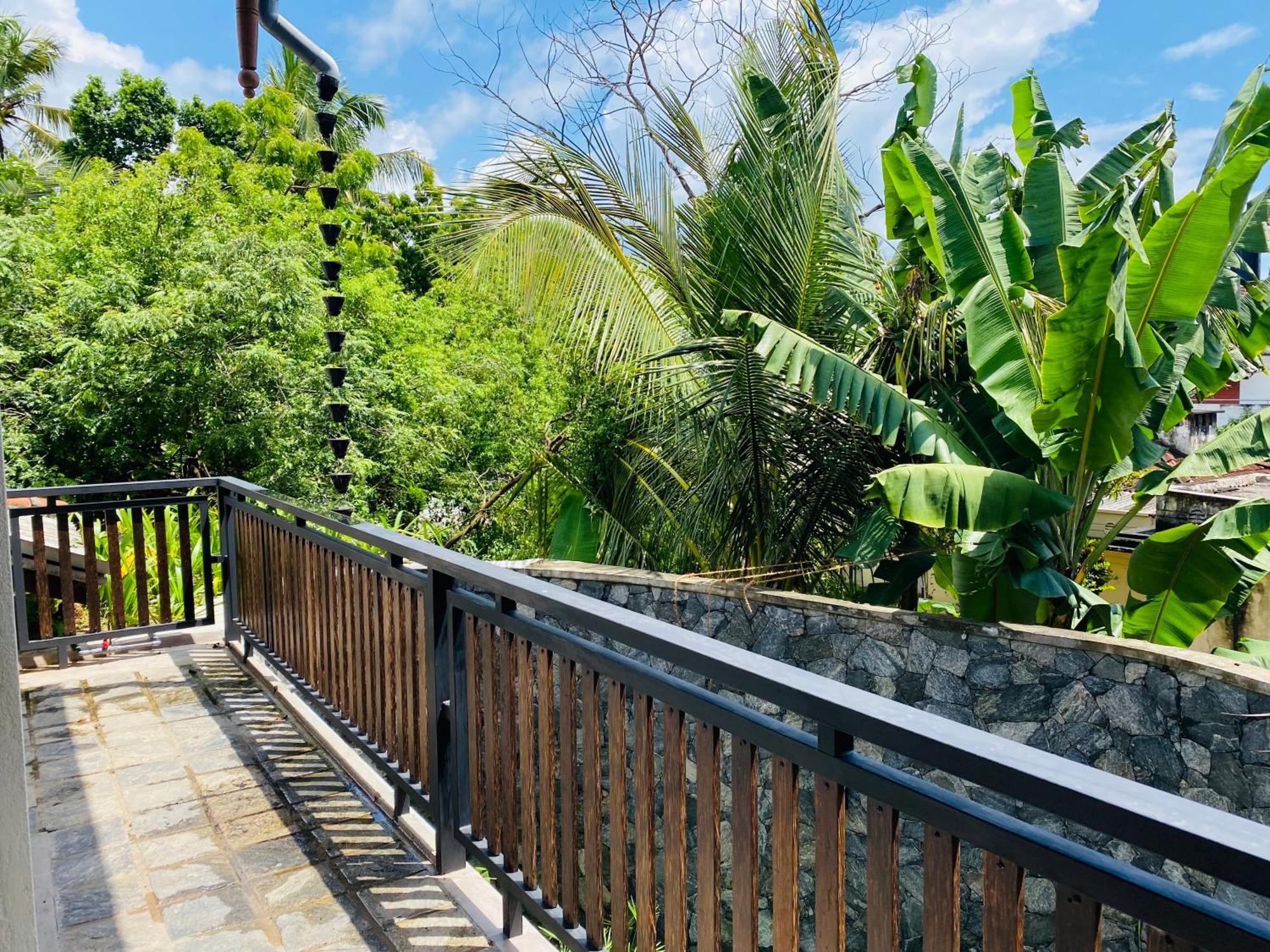 Thaprobana Villa Tangalle - Private Villa エクステリア 写真